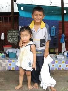 Bambini al mercato, Iquitos, Amazzonia