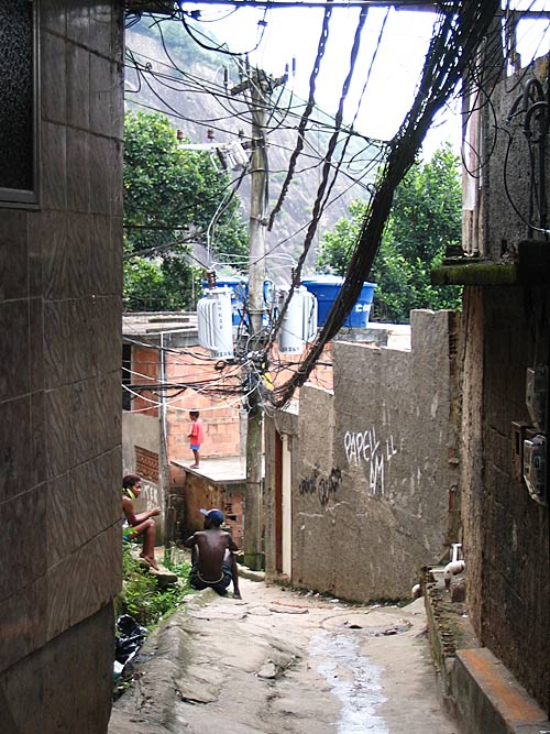 Vicolo favela Rocinha, Favelas Brasile